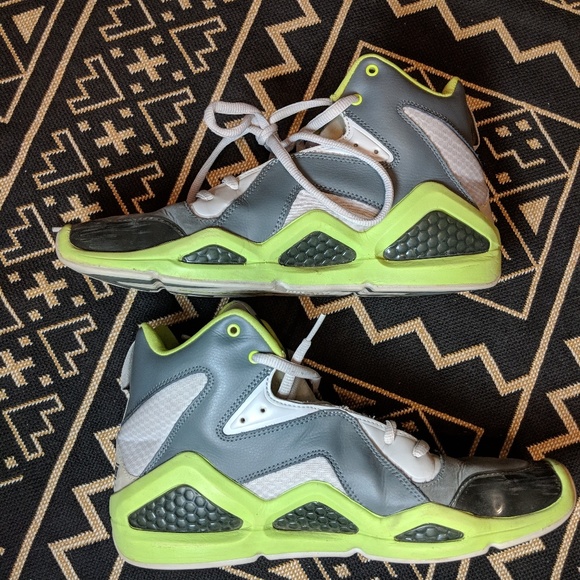 Vintage Style Reebok Hexalite Sneakers 